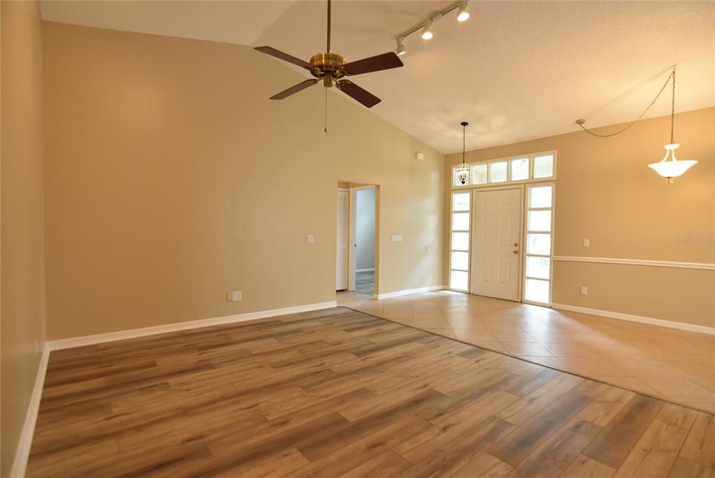 For Rent: $2,400 (3 beds, 2 baths, 1518 Square Feet)