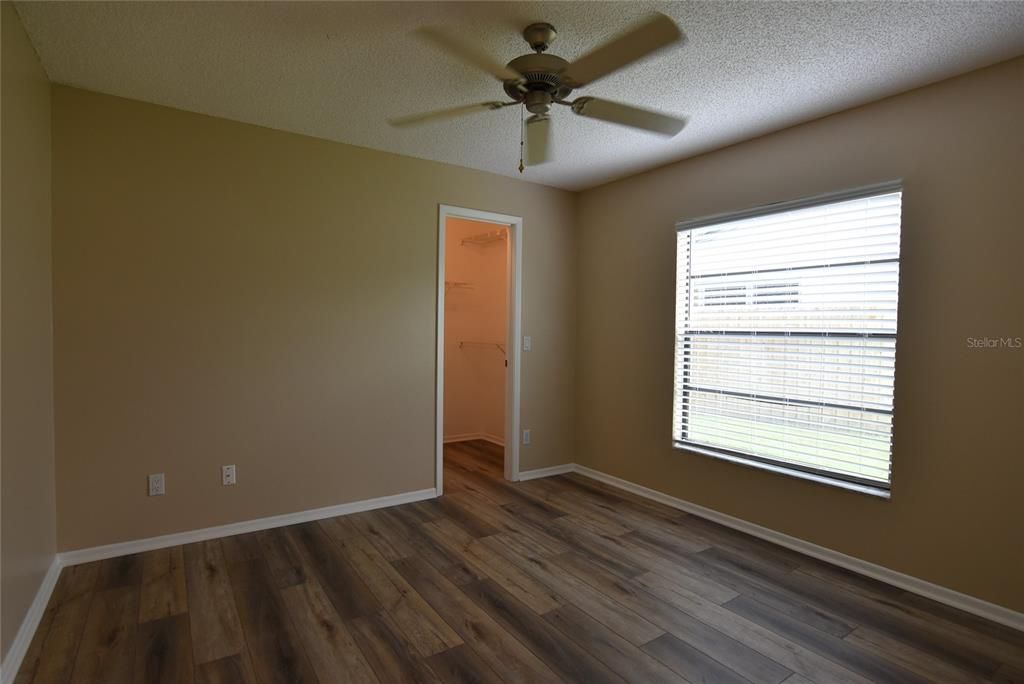 For Rent: $2,400 (3 beds, 2 baths, 1518 Square Feet)