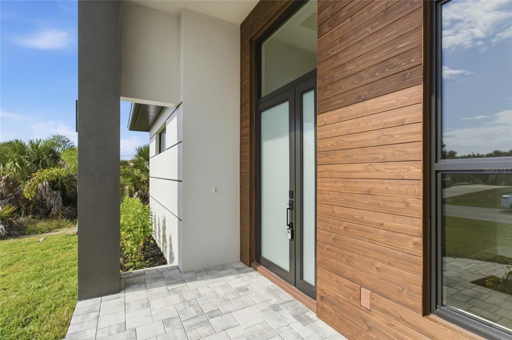 En Venta: $925,000 (3 camas, 3 baños, 2014 Pies cuadrados)