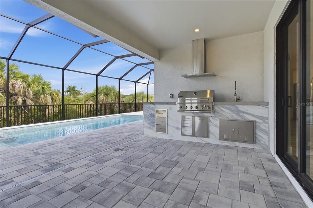 En Venta: $925,000 (3 camas, 3 baños, 2014 Pies cuadrados)