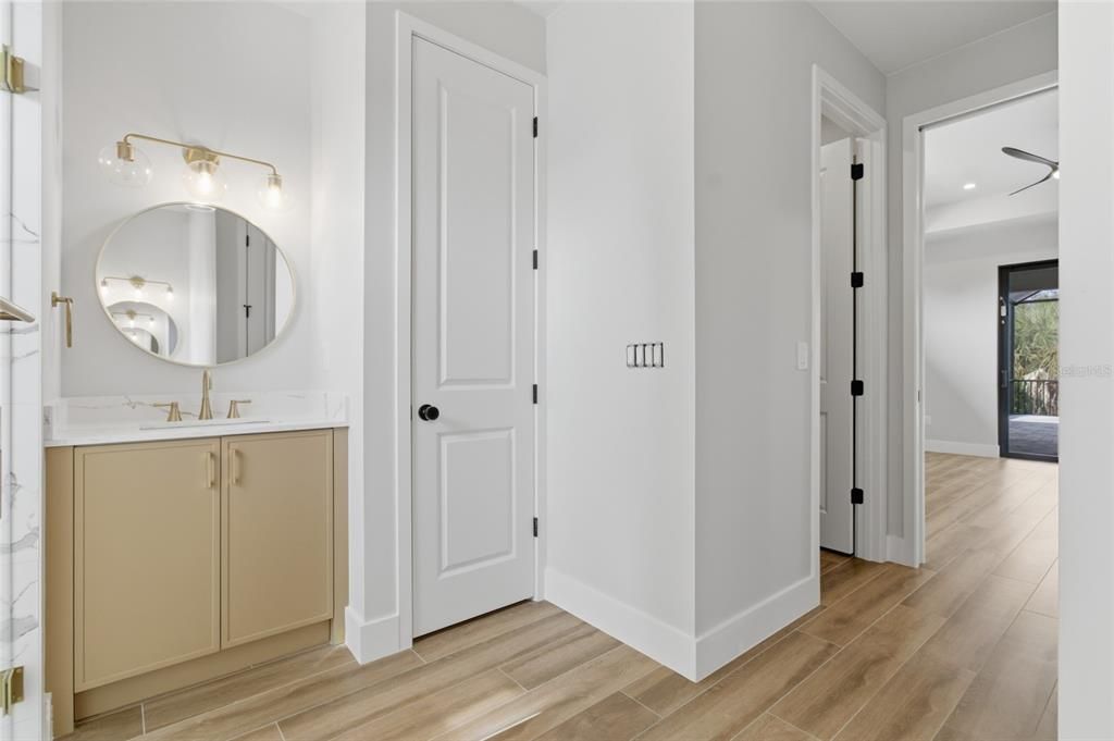 En Venta: $925,000 (3 camas, 3 baños, 2014 Pies cuadrados)