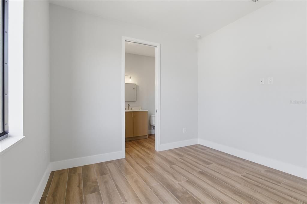 En Venta: $925,000 (3 camas, 3 baños, 2014 Pies cuadrados)