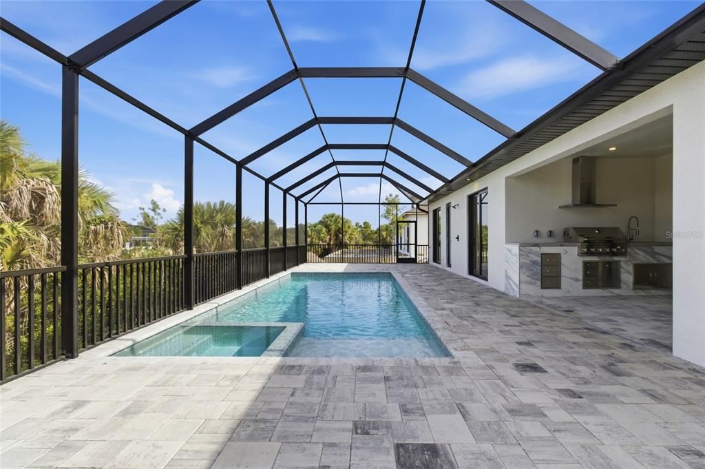 En Venta: $925,000 (3 camas, 3 baños, 2014 Pies cuadrados)