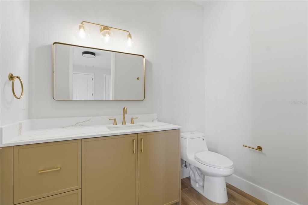 En Venta: $925,000 (3 camas, 3 baños, 2014 Pies cuadrados)