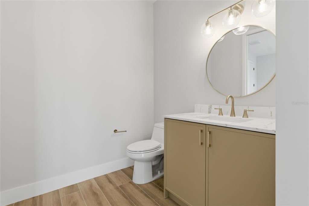 En Venta: $925,000 (3 camas, 3 baños, 2014 Pies cuadrados)