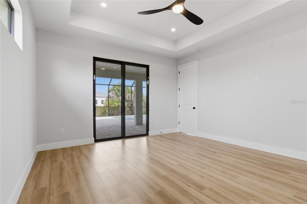 En Venta: $925,000 (3 camas, 3 baños, 2014 Pies cuadrados)