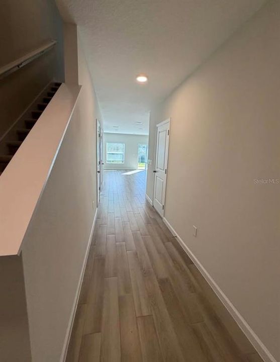 For Rent: $2,200 (3 beds, 2 baths, 1379 Square Feet)