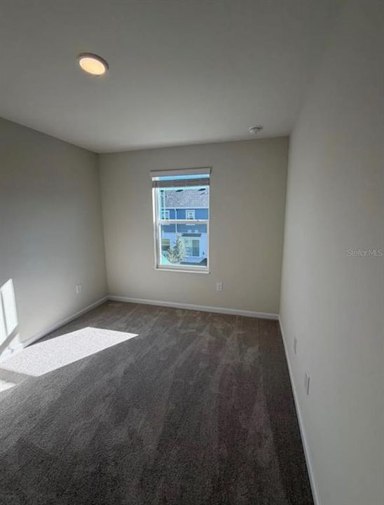 For Rent: $2,200 (3 beds, 2 baths, 1379 Square Feet)