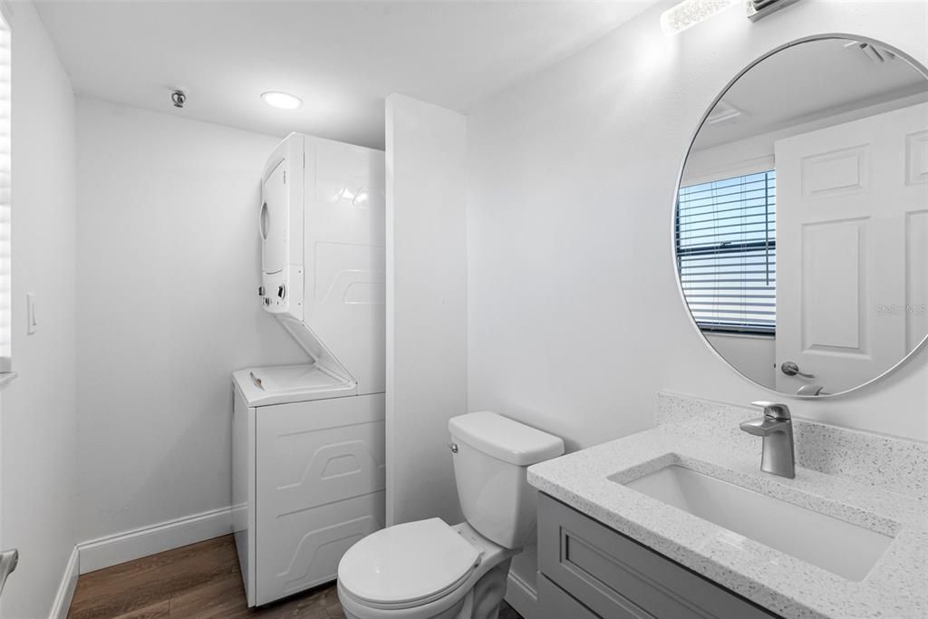 For Rent: $2,550 (1 beds, 1 baths, 840 Square Feet)