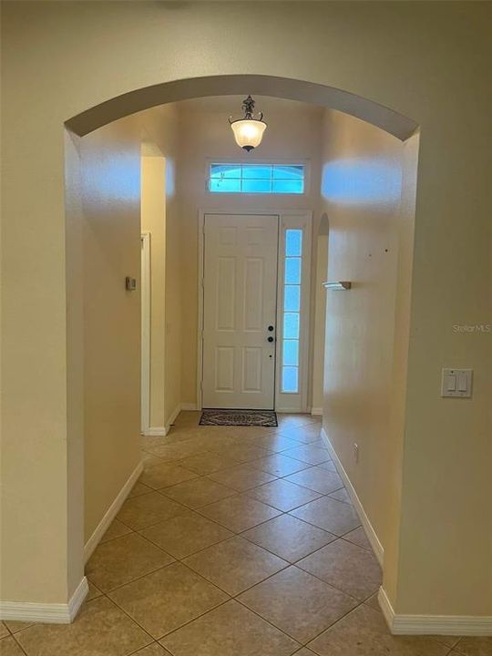 For Rent: $2,700 (3 beds, 2 baths, 1537 Square Feet)
