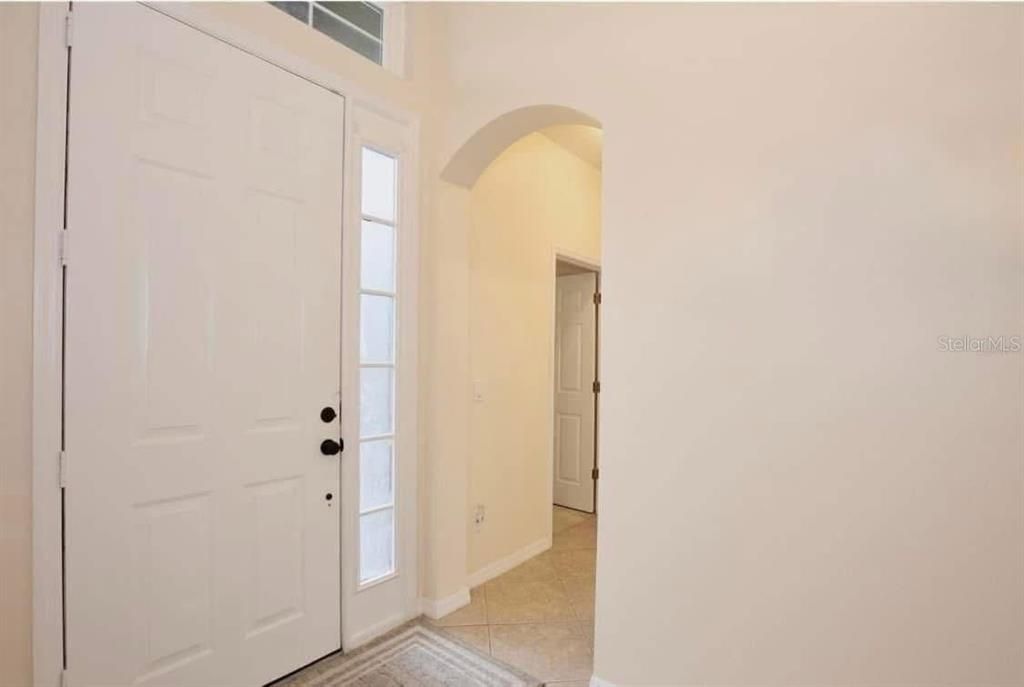 For Rent: $2,700 (3 beds, 2 baths, 1537 Square Feet)