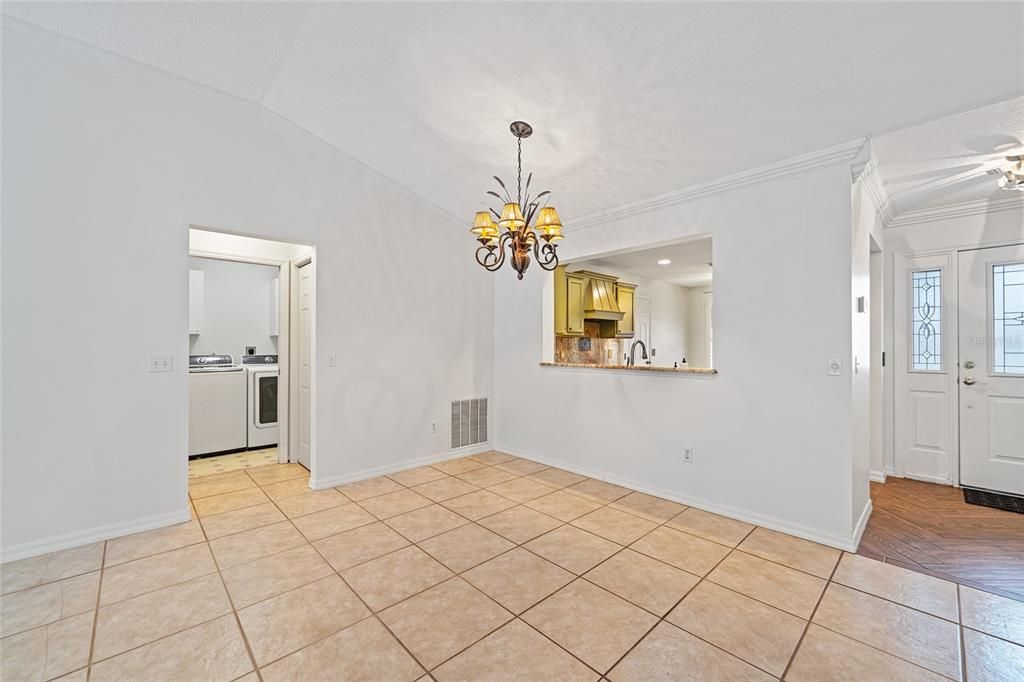 На продажу: $469,900 (3 спален, 2 ванн, 1483 Квадратных фут)