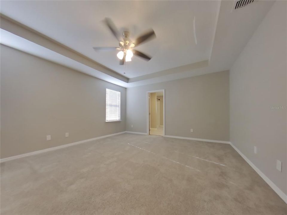 For Rent: $2,179 (3 beds, 2 baths, 2242 Square Feet)