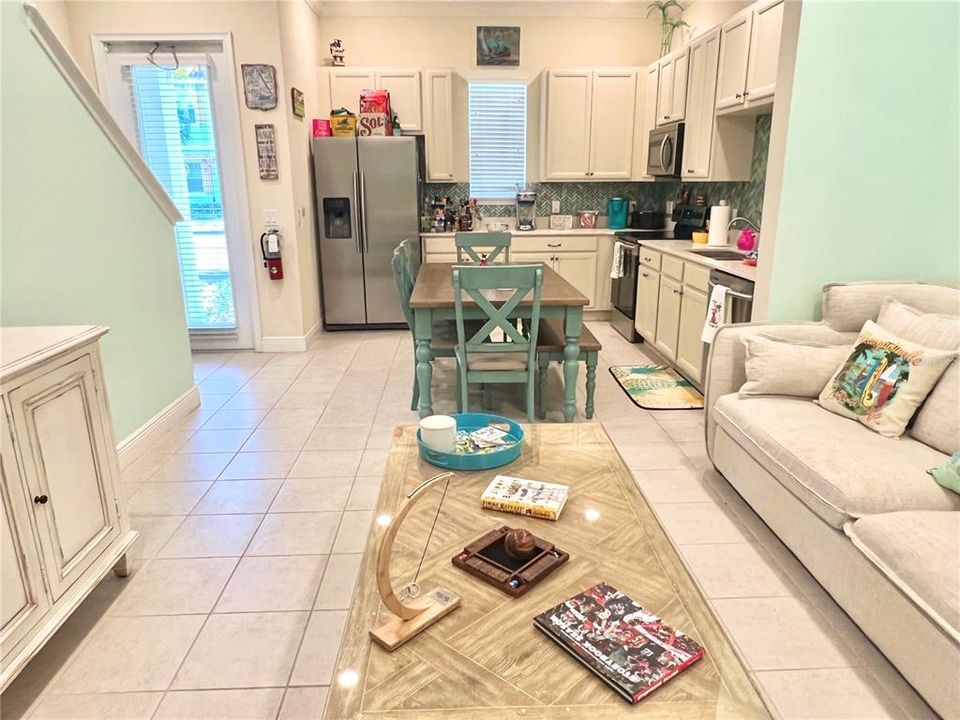 En Renta: $3,500 (3 camas, 3 baños, 1410 Pies cuadrados)