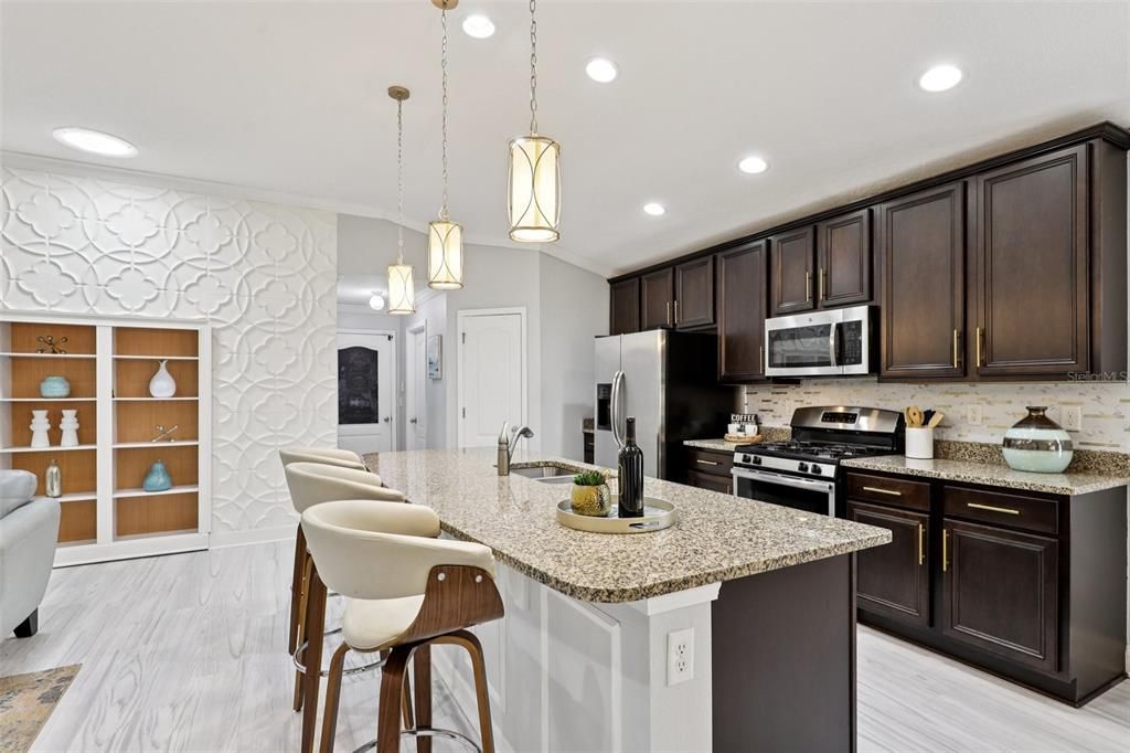 For Sale: $469,000 (4 beds, 2 baths, 1794 Square Feet)