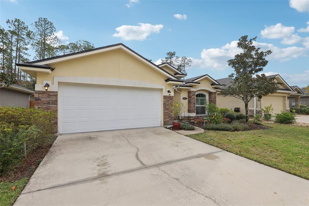 For Sale: $469,000 (4 beds, 2 baths, 1794 Square Feet)