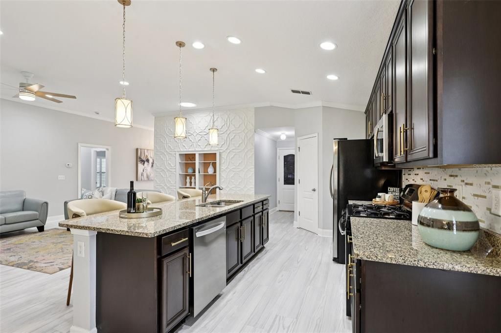 For Sale: $469,000 (4 beds, 2 baths, 1794 Square Feet)