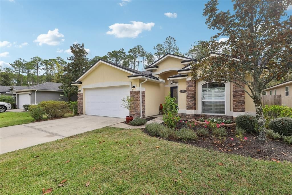 For Sale: $469,000 (4 beds, 2 baths, 1794 Square Feet)