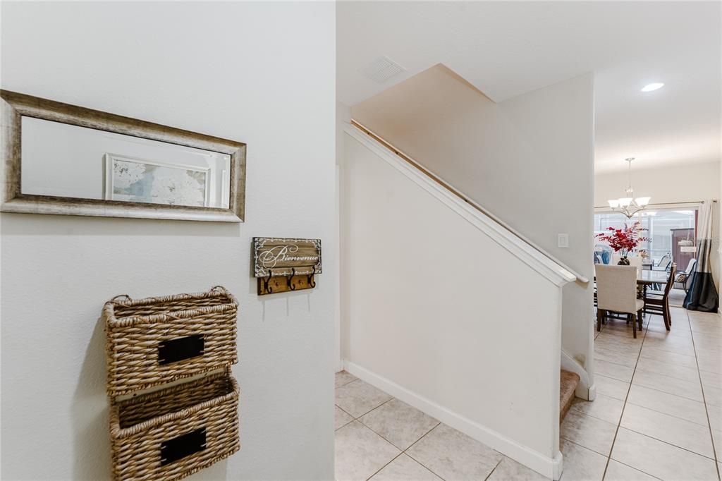 На продажу: $338,000 (4 спален, 3 ванн, 1902 Квадратных фут)