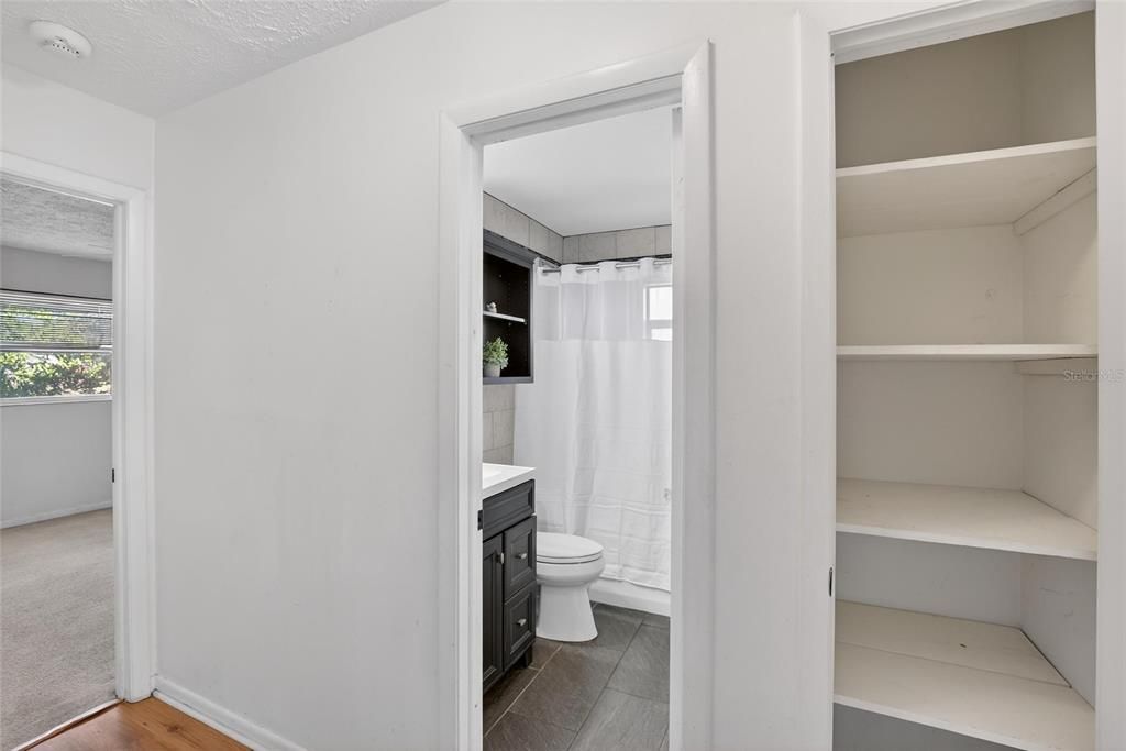 For Sale: $320,000 (3 beds, 2 baths, 1492 Square Feet)