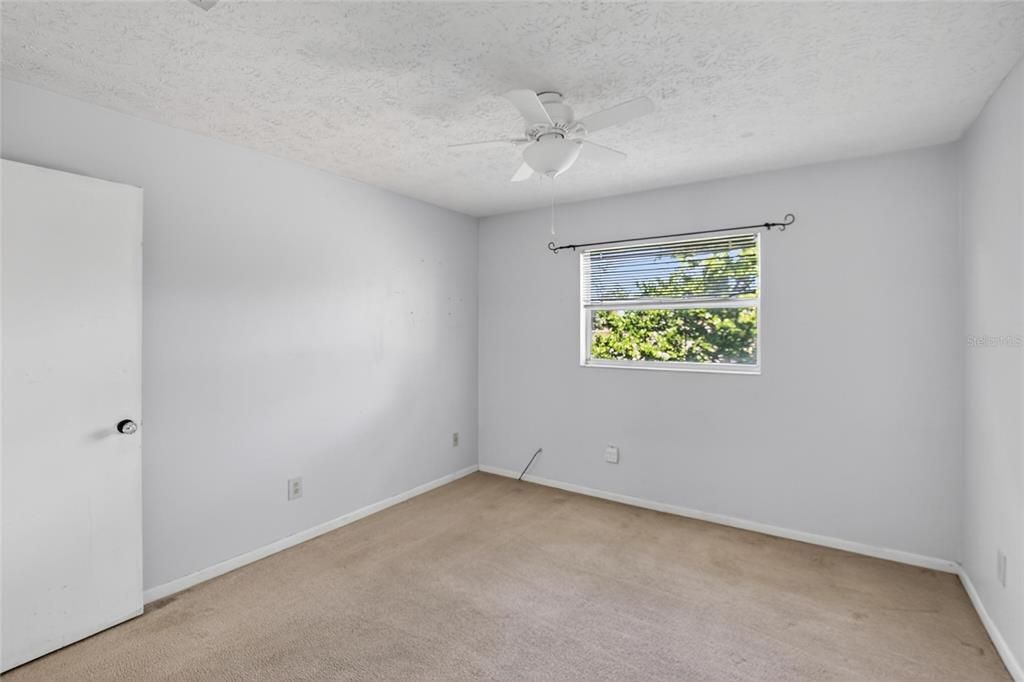 For Sale: $320,000 (3 beds, 2 baths, 1492 Square Feet)