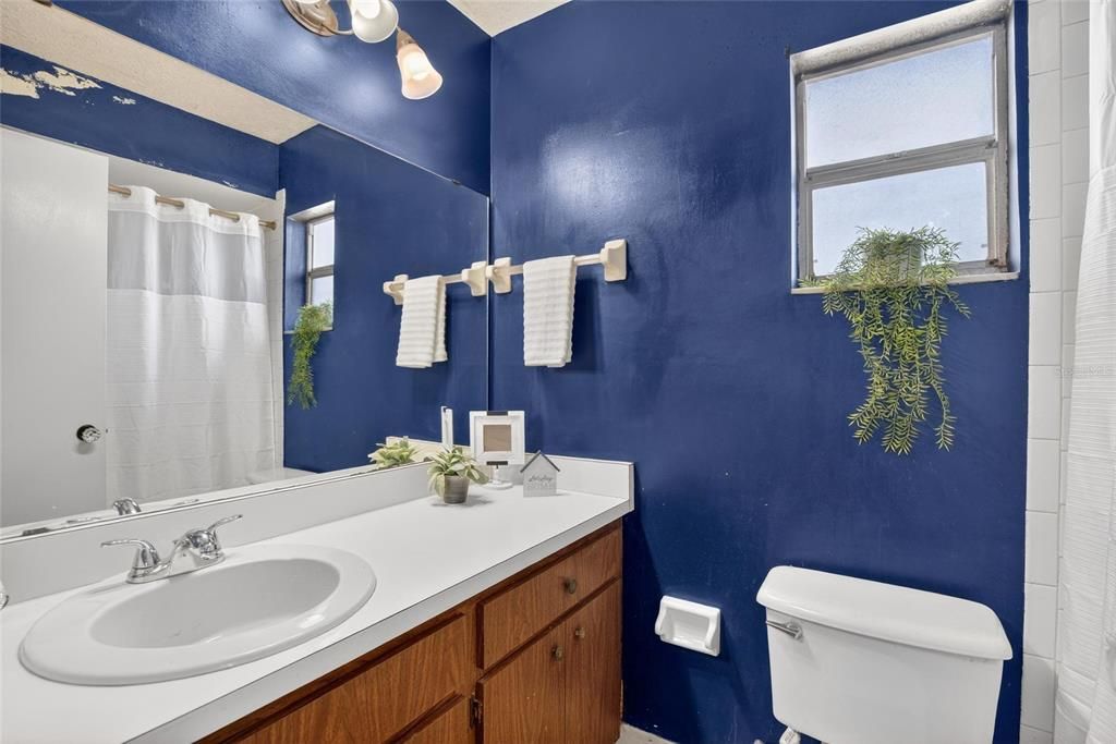 For Sale: $320,000 (3 beds, 2 baths, 1492 Square Feet)