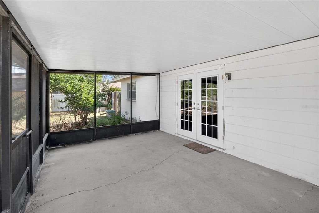 For Sale: $320,000 (3 beds, 2 baths, 1492 Square Feet)