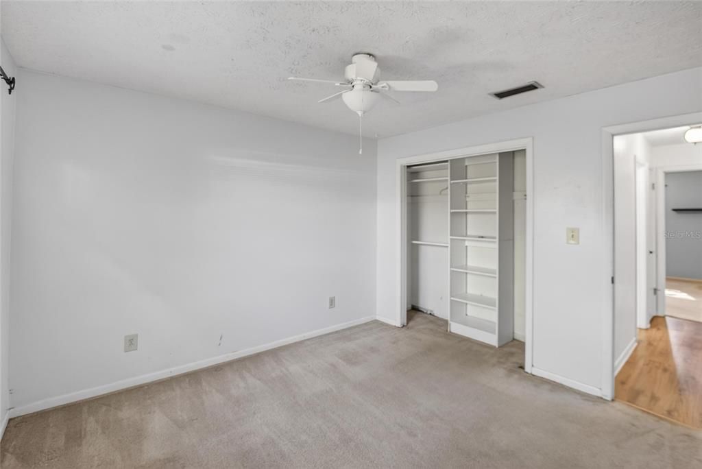 For Sale: $320,000 (3 beds, 2 baths, 1492 Square Feet)