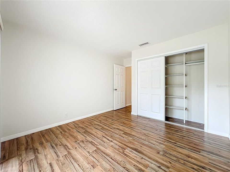 En Venta: $169,900 (2 camas, 2 baños, 1187 Pies cuadrados)