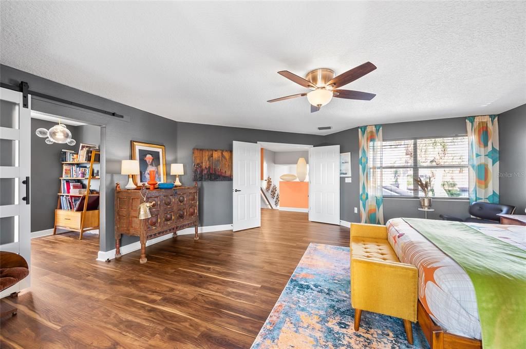 For Sale: $869,900 (3 beds, 2 baths, 2585 Square Feet)