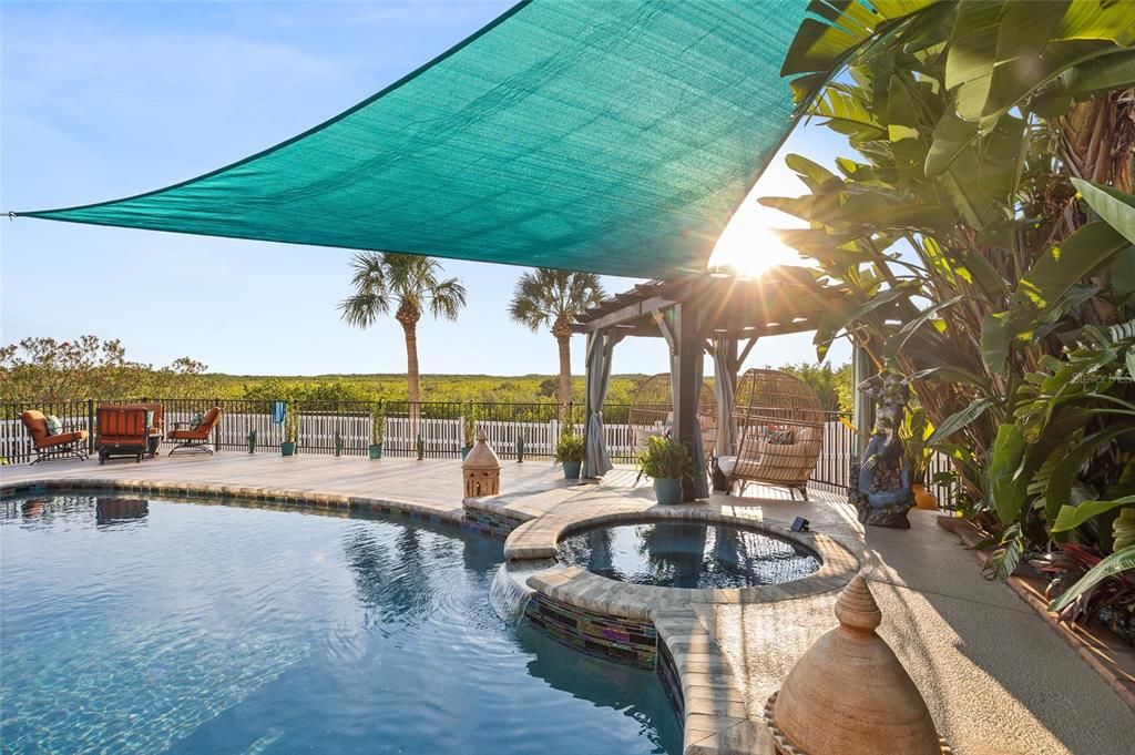 For Sale: $869,900 (3 beds, 2 baths, 2585 Square Feet)