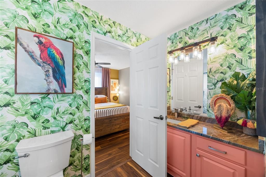 For Sale: $869,900 (3 beds, 2 baths, 2585 Square Feet)