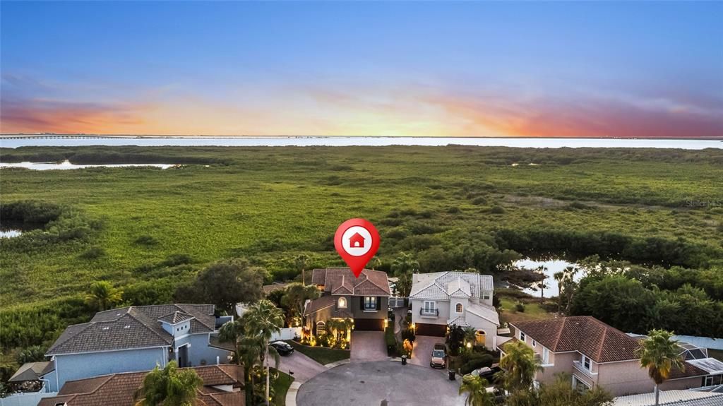 For Sale: $869,900 (3 beds, 2 baths, 2585 Square Feet)