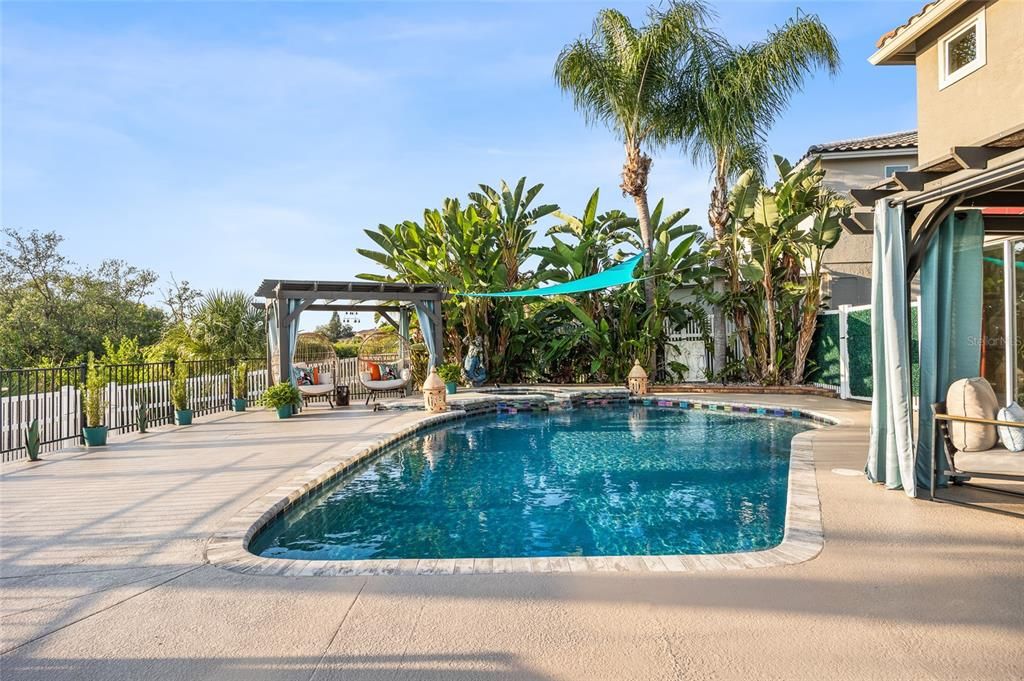 For Sale: $869,900 (3 beds, 2 baths, 2585 Square Feet)