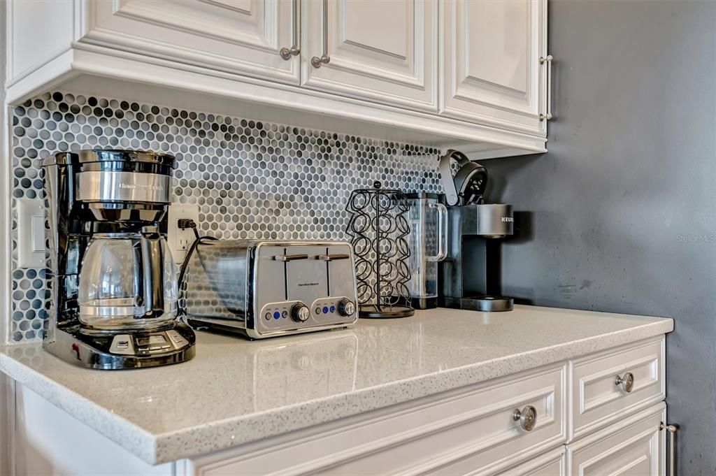 For Sale: $2,774,999 (4 beds, 3 baths, 2524 Square Feet)