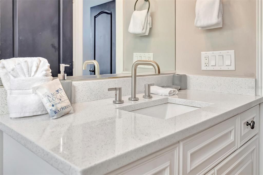 For Sale: $2,774,999 (4 beds, 3 baths, 2524 Square Feet)