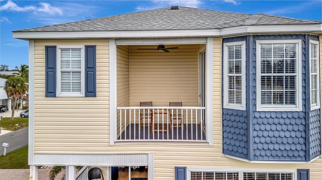 For Sale: $2,774,999 (4 beds, 3 baths, 2524 Square Feet)