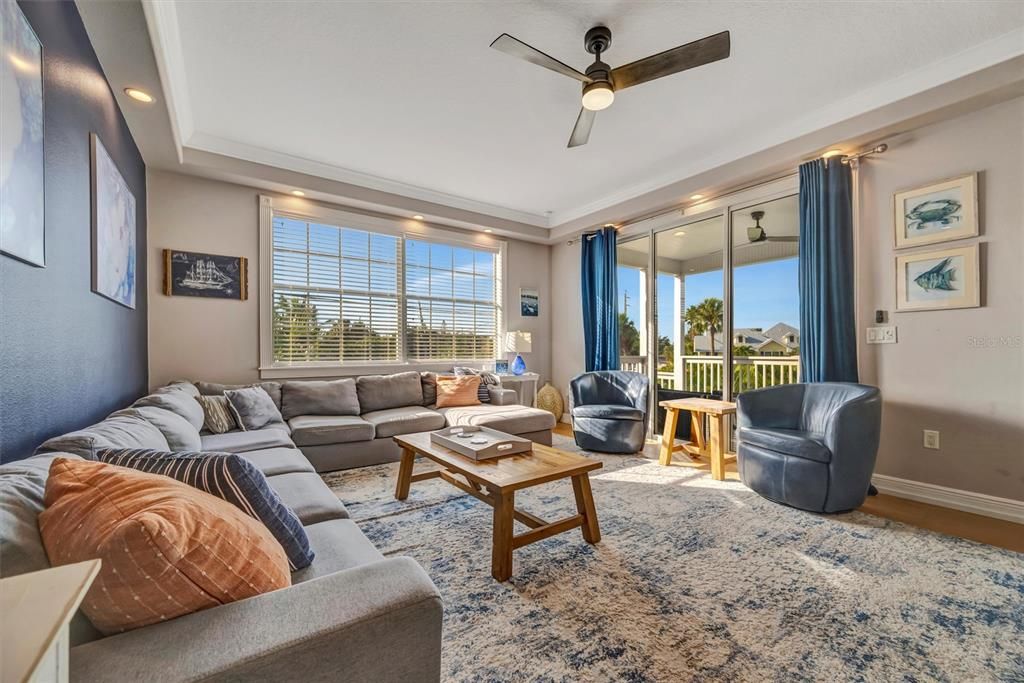 For Sale: $2,774,999 (4 beds, 3 baths, 2524 Square Feet)