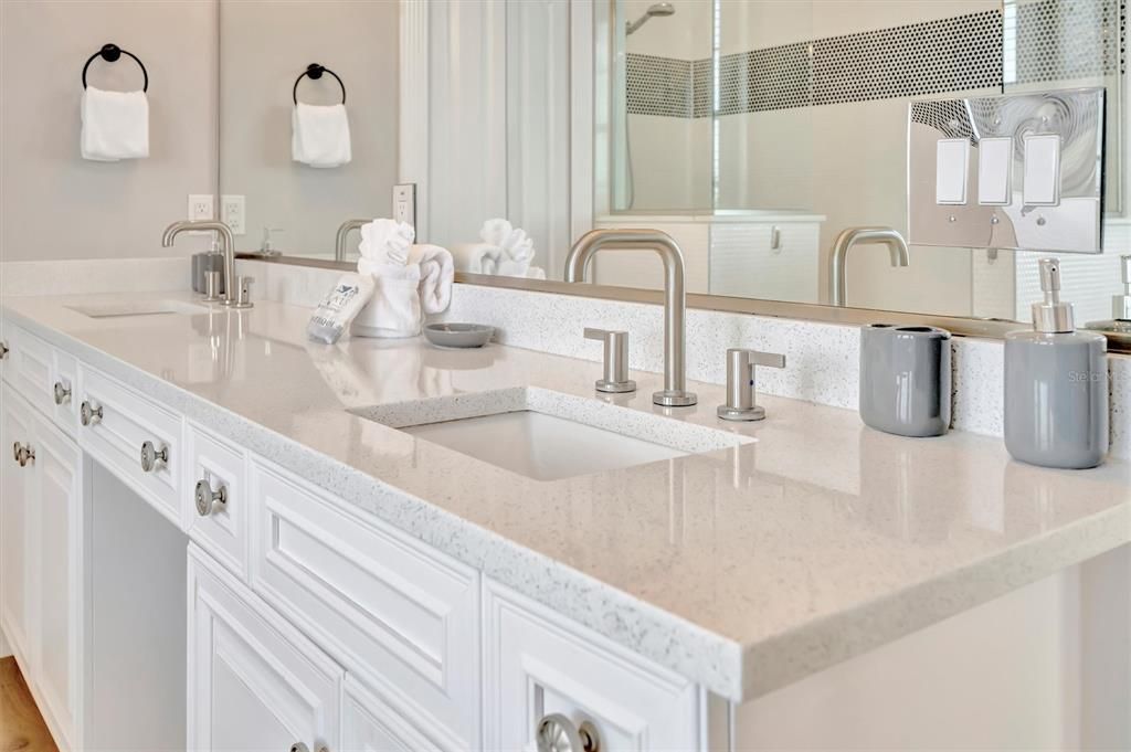 For Sale: $2,774,999 (4 beds, 3 baths, 2524 Square Feet)