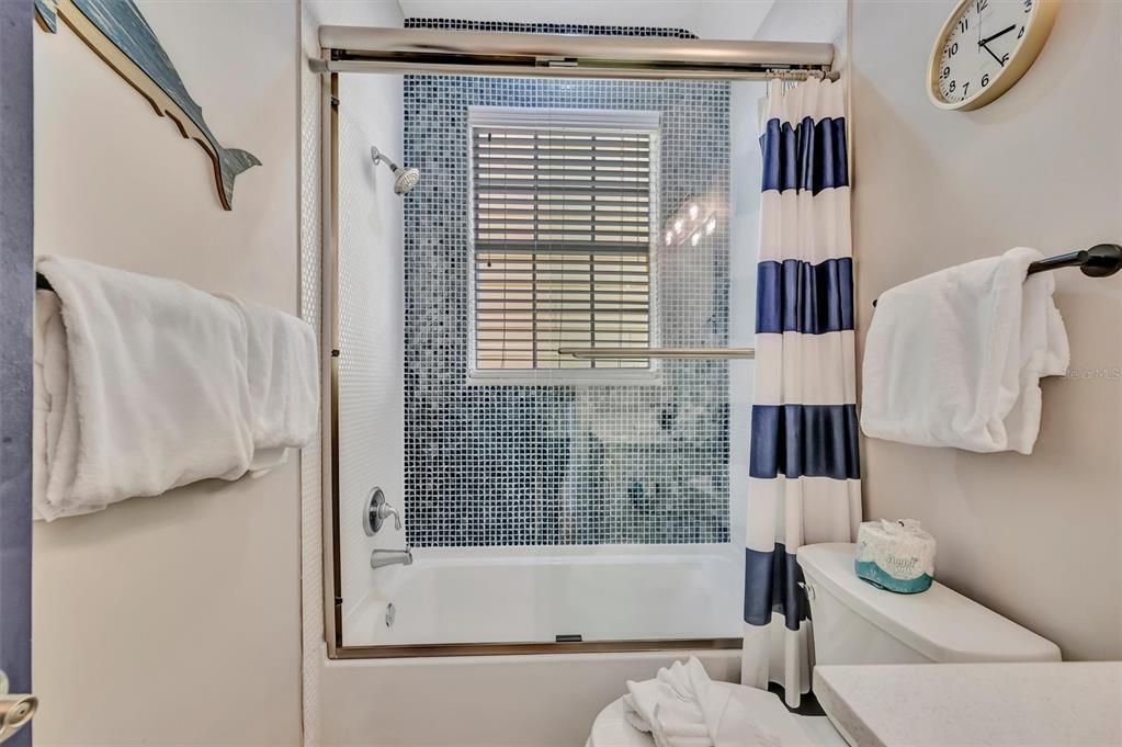 For Sale: $2,774,999 (4 beds, 3 baths, 2524 Square Feet)