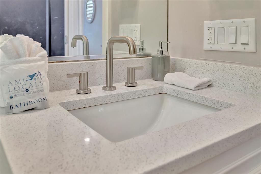 For Sale: $2,774,999 (4 beds, 3 baths, 2524 Square Feet)