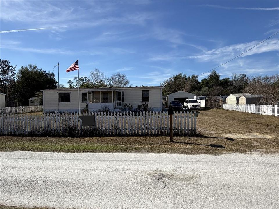 En Venta: $137,500 (3 camas, 2 baños, 1724 Pies cuadrados)