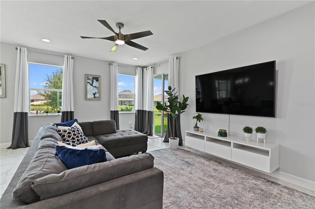 For Rent: $3,250 (4 beds, 3 baths, 2385 Square Feet)