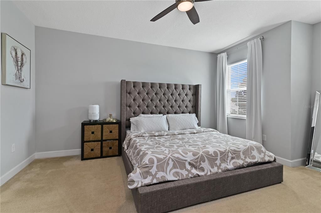 For Rent: $3,250 (4 beds, 3 baths, 2385 Square Feet)