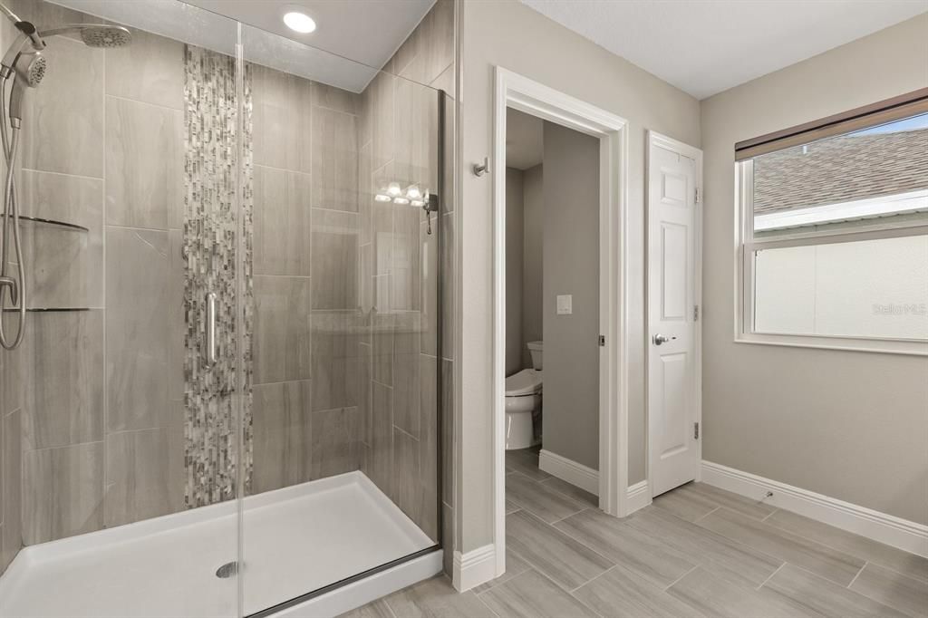 На продажу: $605,000 (4 спален, 2 ванн, 2924 Квадратных фут)