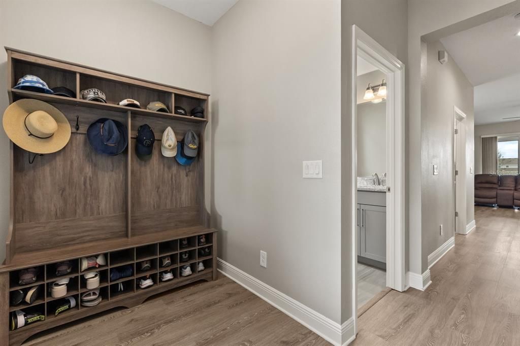 На продажу: $605,000 (4 спален, 2 ванн, 2924 Квадратных фут)