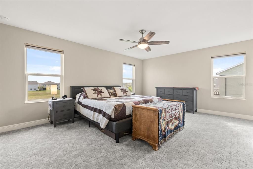 На продажу: $605,000 (4 спален, 2 ванн, 2924 Квадратных фут)