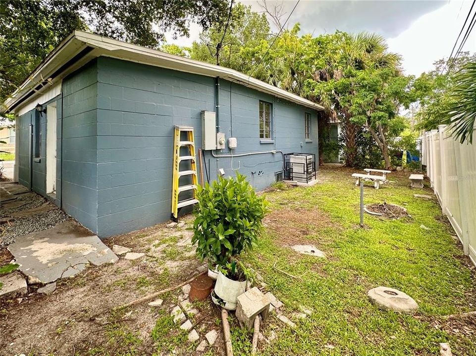 En Venta: $325,000 (3 camas, 2 baños, 1064 Pies cuadrados)