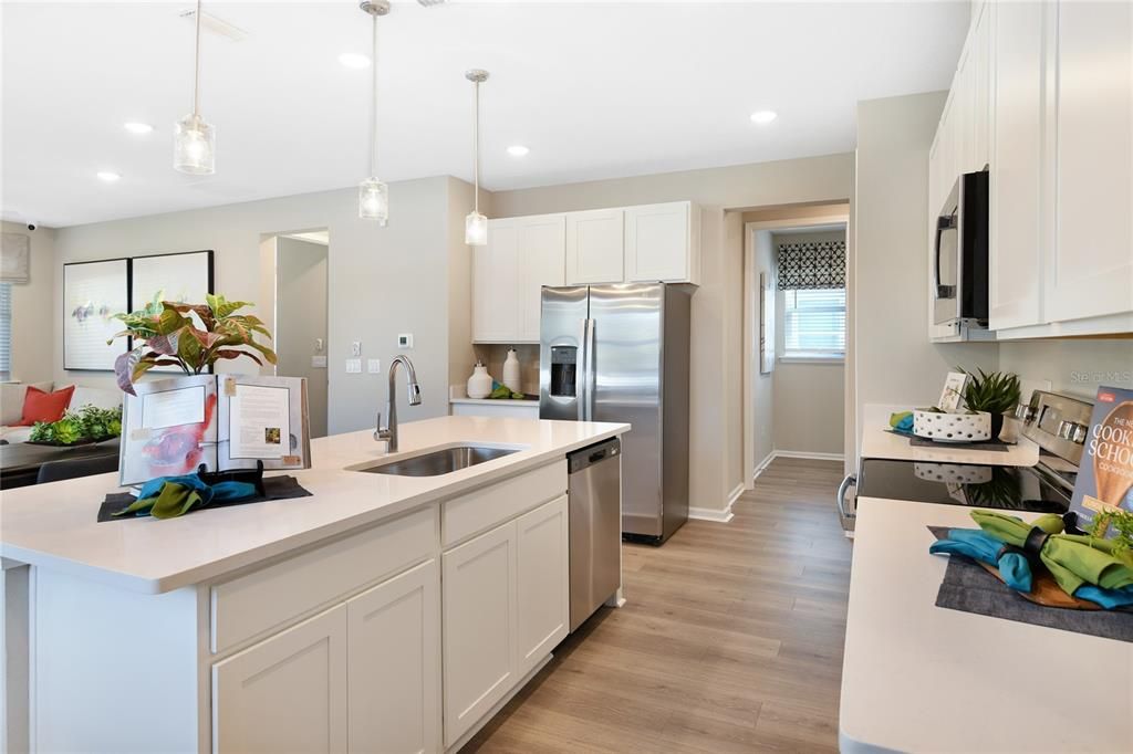 For Sale: $461,999 (4 beds, 2 baths, 2130 Square Feet)