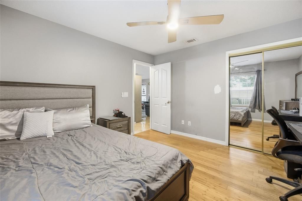 For Rent: $1,800 (3 beds, 2 baths, 1406 Square Feet)